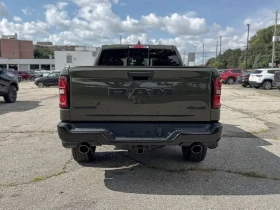 Dodge RAM 1500 5.7 V8 / 10 години гаранция / Автокредит  | Auto.bg — изображение 4