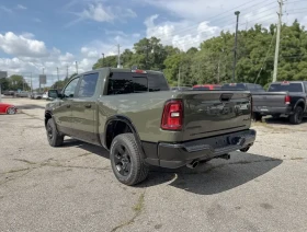 Dodge RAM 1500 5.7 V8 / 10 години гаранция / Автокредит  | Auto.bg — изображение 6