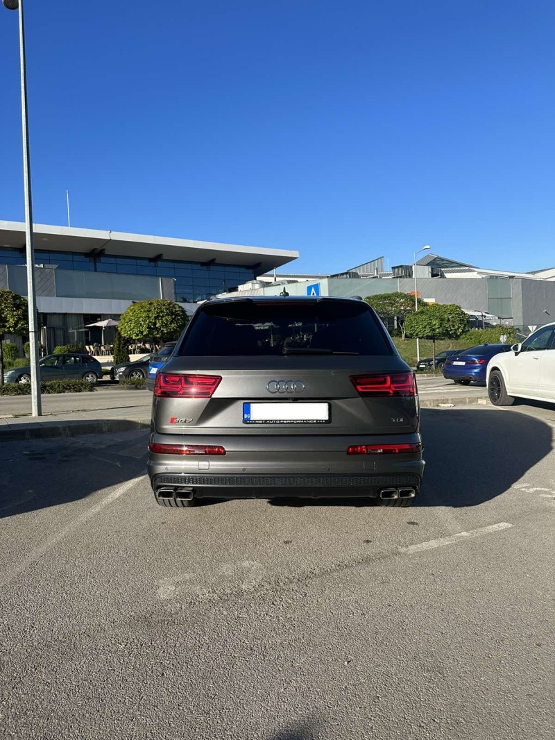 Audi SQ7, снимка 4 - Автомобили и джипове - 45694853