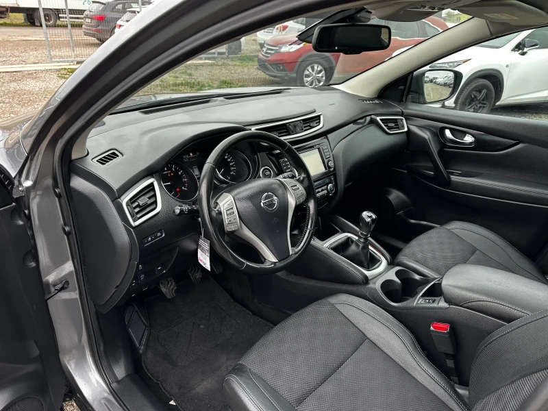 Nissan Qashqai 1.6 CH TEKNA, снимка 13 - Автомобили и джипове - 48003942