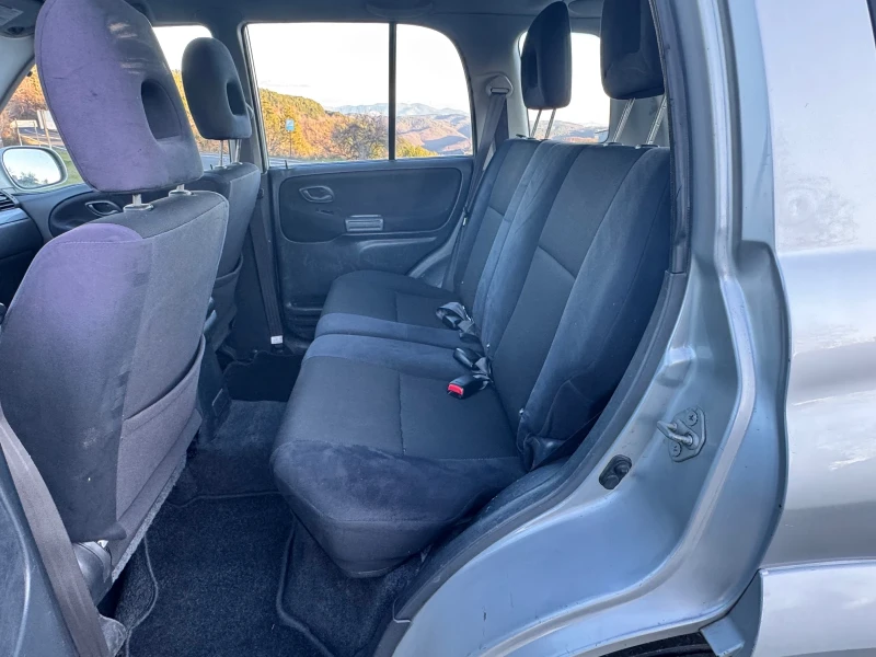 Suzuki Grand vitara 2.5 158hp Автомат, снимка 11 - Автомобили и джипове - 52814812