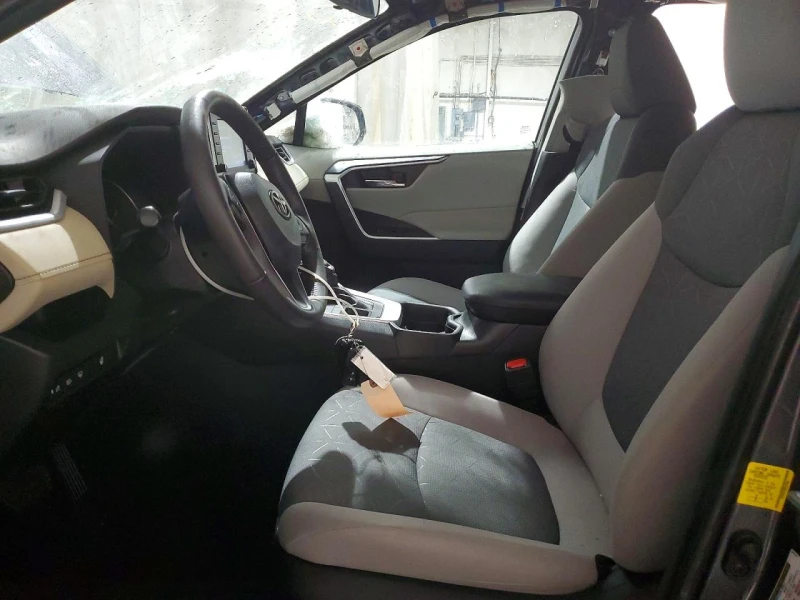 Toyota Rav4 ПОДГРЕВ* КАМЕРА* КЕЙЛЕС* LANE* ASSIST, снимка 7 - Автомобили и джипове - 53303634