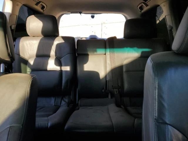 Toyota Land cruiser 5.7 V8 * * CARFAX * * АВТО КРЕДИТ * * , снимка 11 - Автомобили и джипове - 53421580