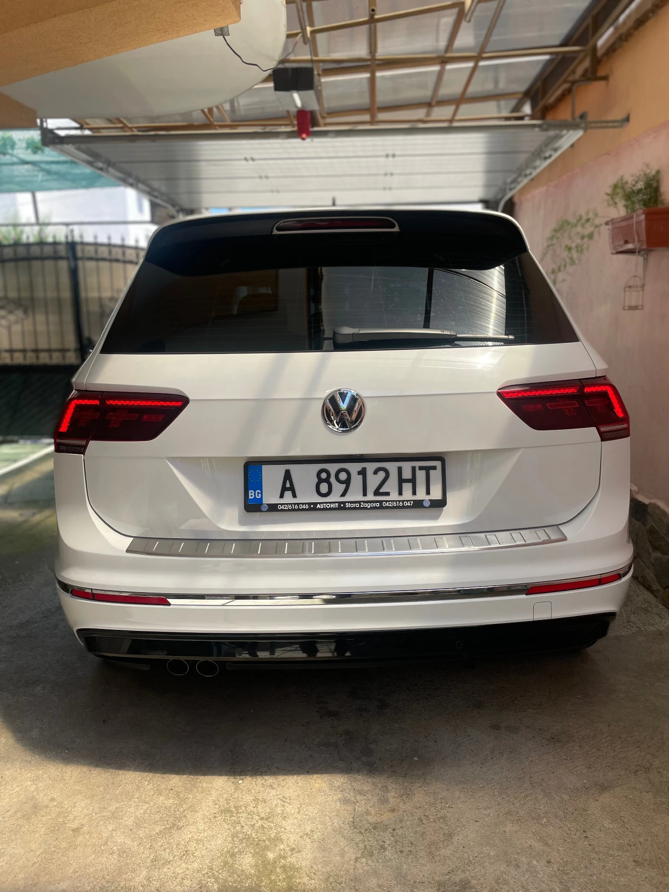 VW Tiguan R-Line 2.0TDI 190hp - изображение 3