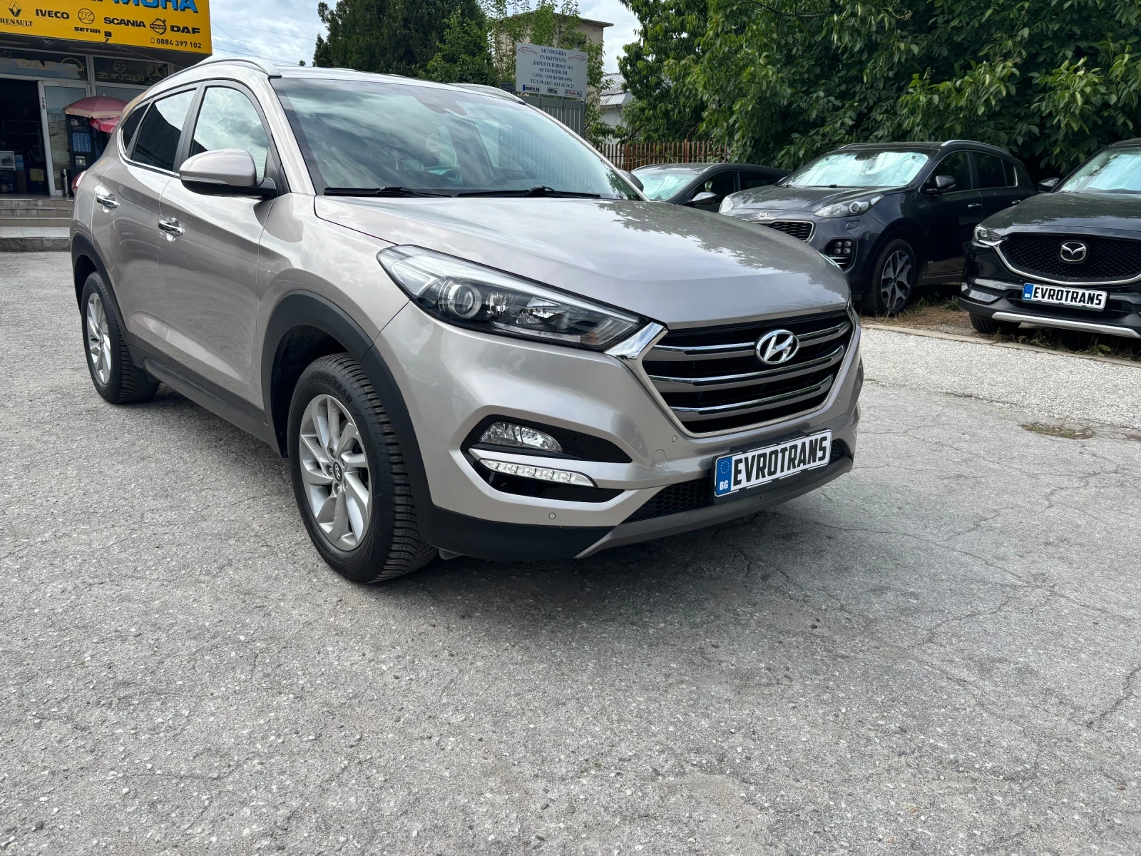 Hyundai Tucson 1, 7 crdi /6 ck./Keyless-Go /Navi/Камера/LED / - изображение 5