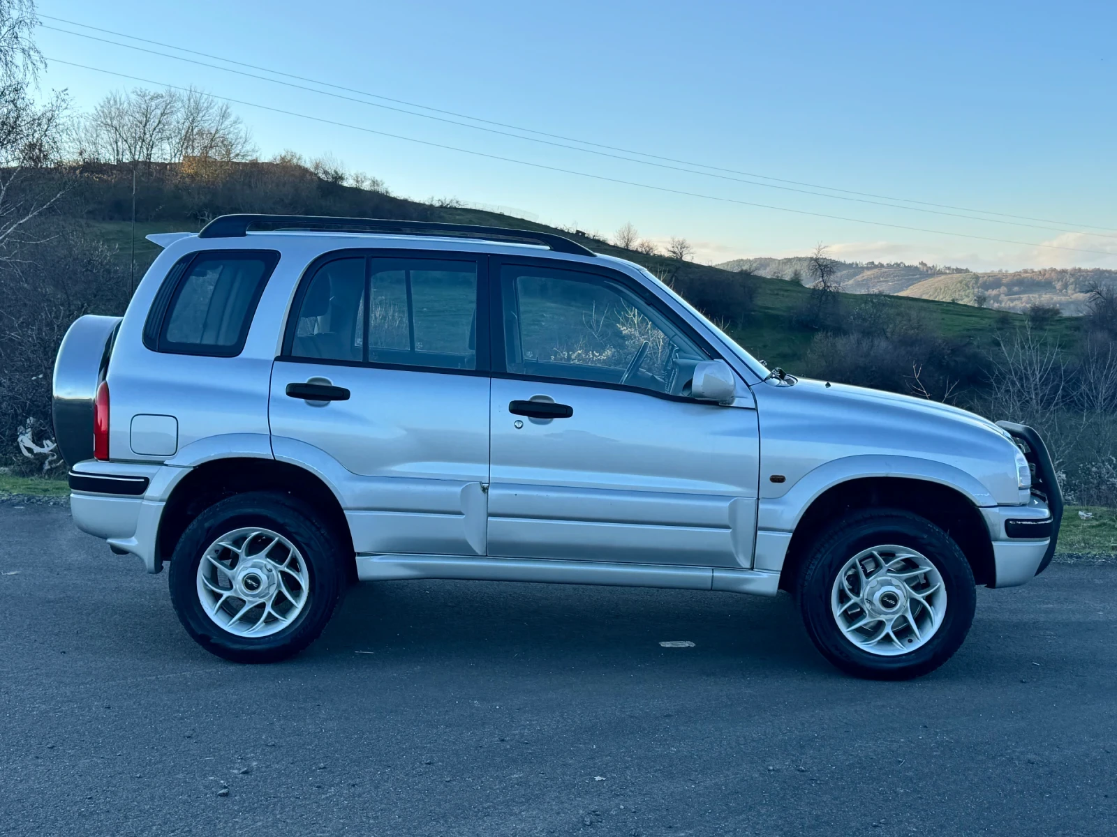 Suzuki Grand vitara 2.5 158hp Автомат - изображение 7