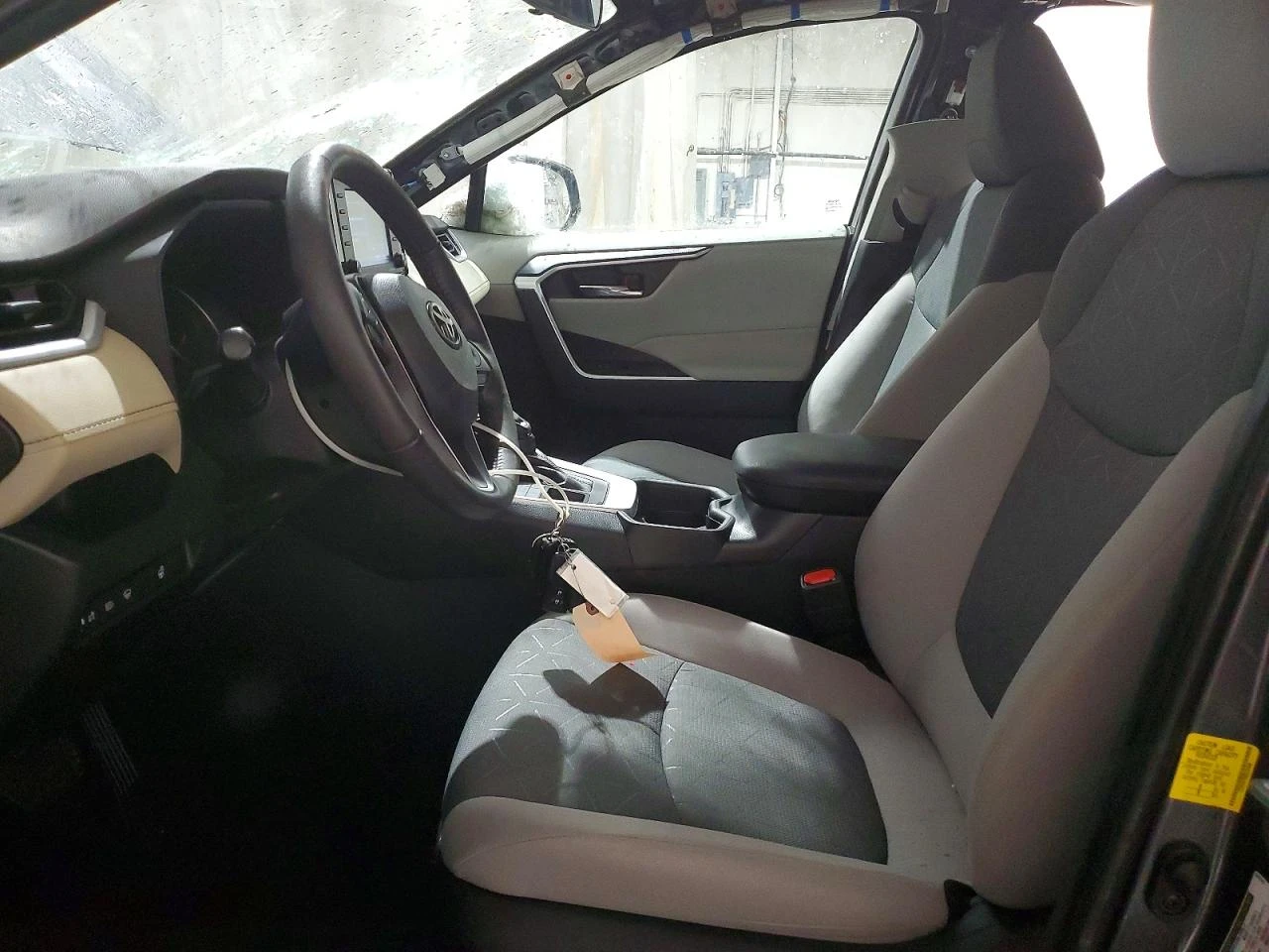 Toyota Rav4 ПОДГРЕВ* КАМЕРА* КЕЙЛЕС* LANE* ASSIST - изображение 7