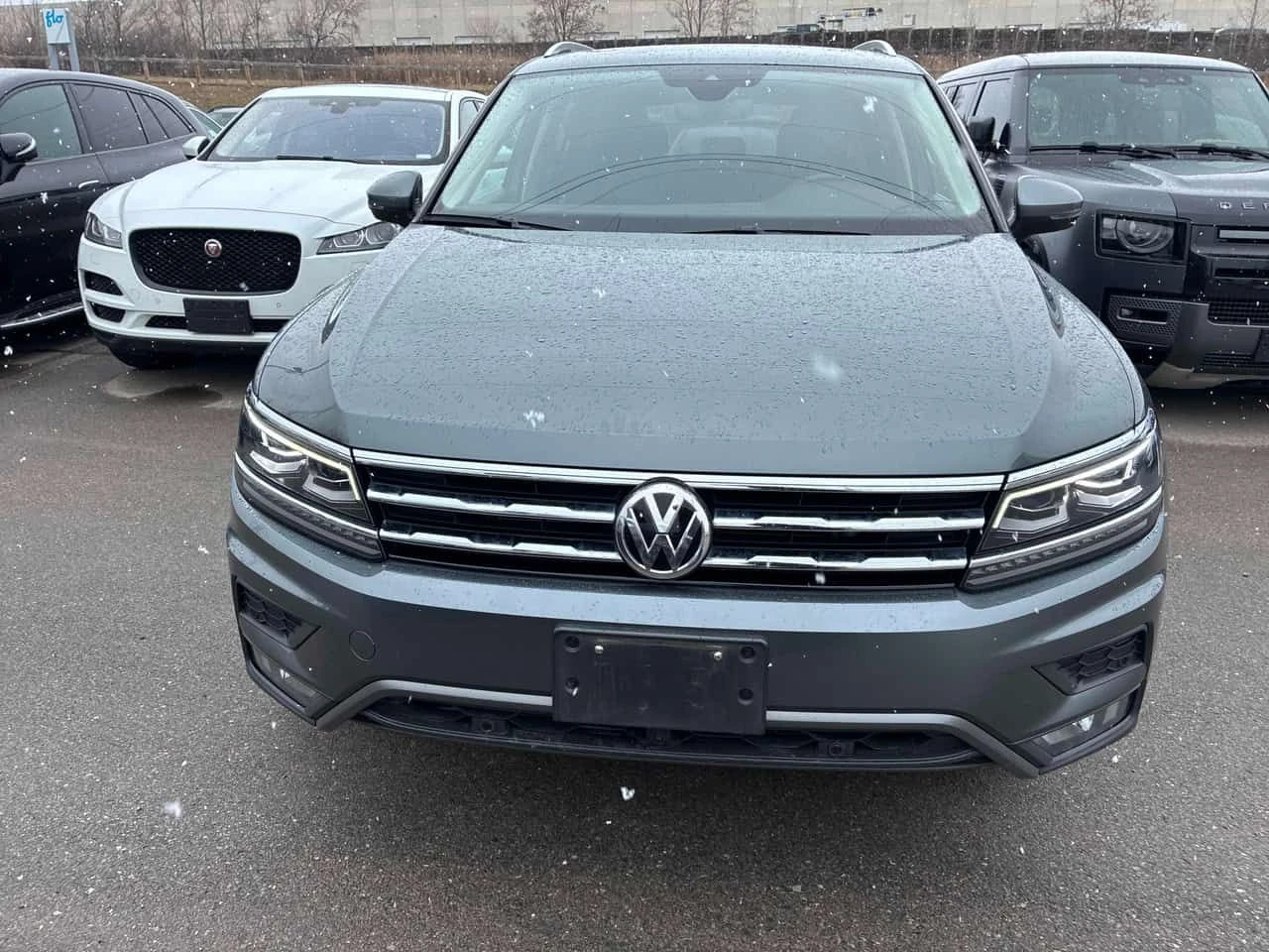VW Tiguan * Highline * CARFAX * ОТ ПРЕДСТАВИТЕЛСТВО * , снимка 5 - Автомобили и джипове - 54144987