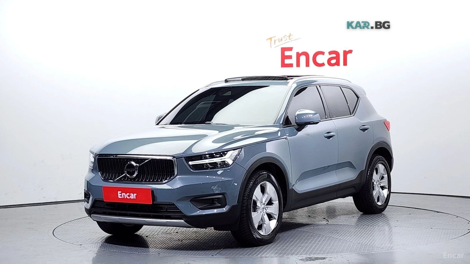Volvo XC40 T4* MOMENTUM* DISTRONIC* КАМЕРА* SUNROOF* ПОДГРЕВ*