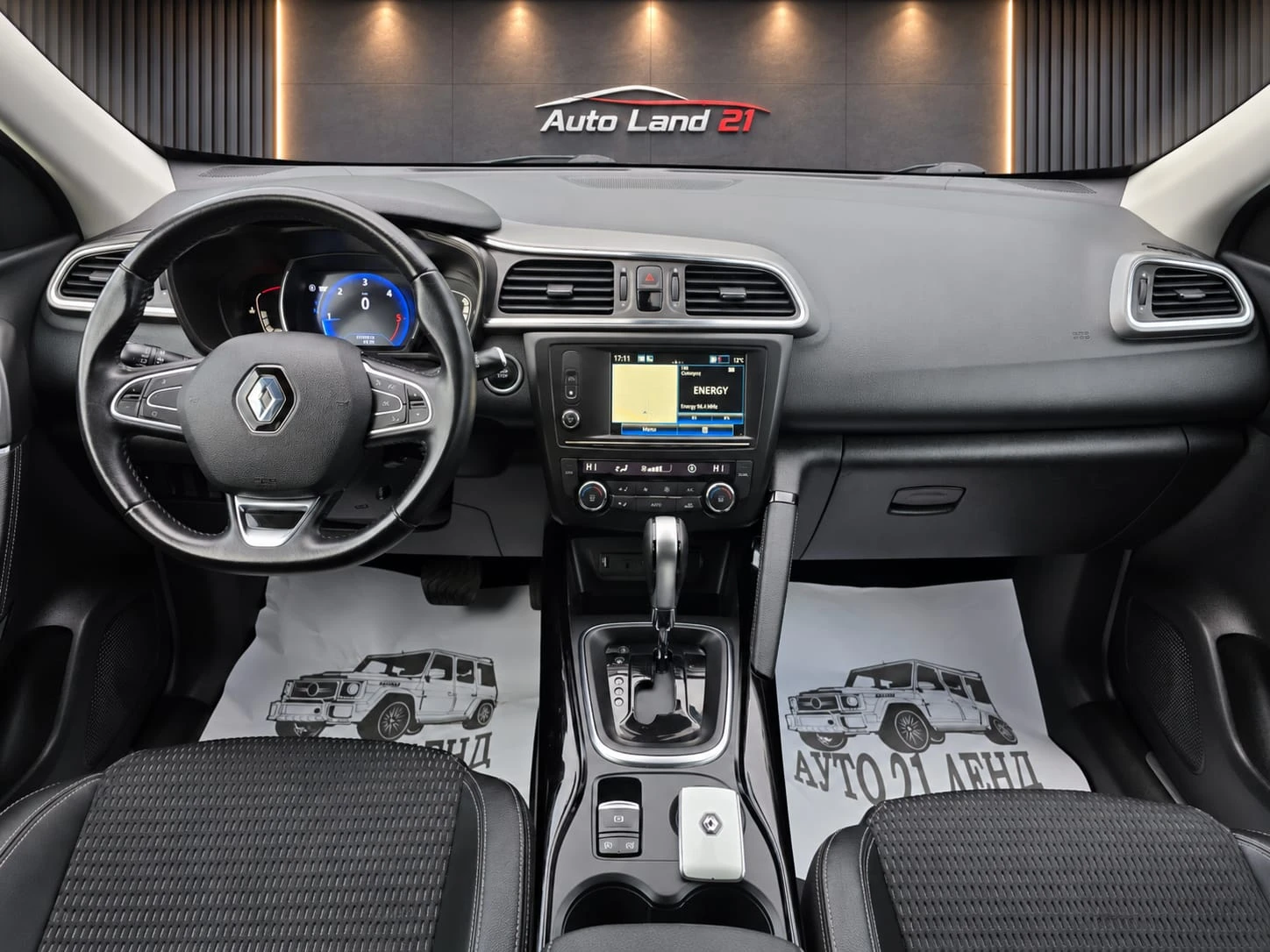Renault Kadjar 1.6BlueDCI* 131кс* GRAPHITE* 131000км, снимка 13 - Автомобили и джипове - 56010871