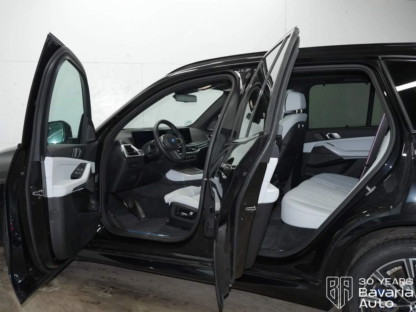 BMW X5 50e xDrive Sportautomatic, снимка 5 - Автомобили и джипове - 56302713