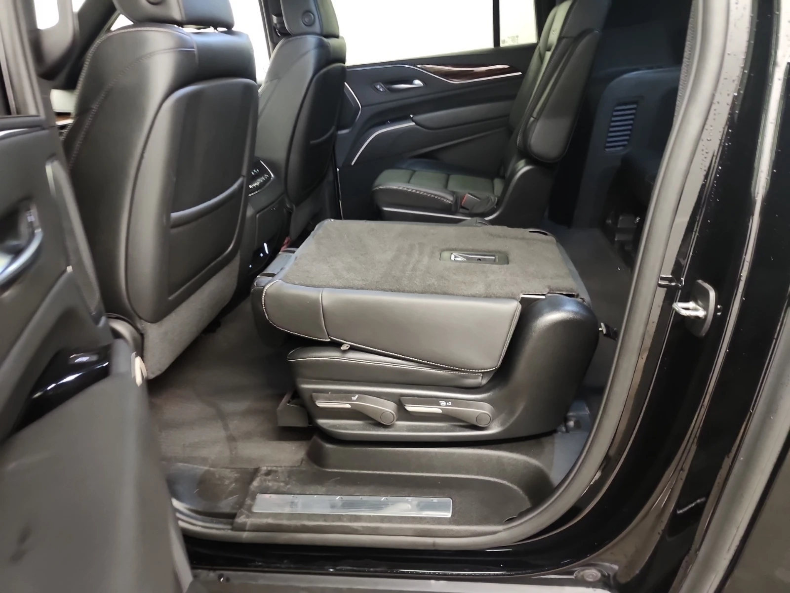 Cadillac Escalade 4WD LUXURY 8cyl | Mobile.bg � ����������� 12