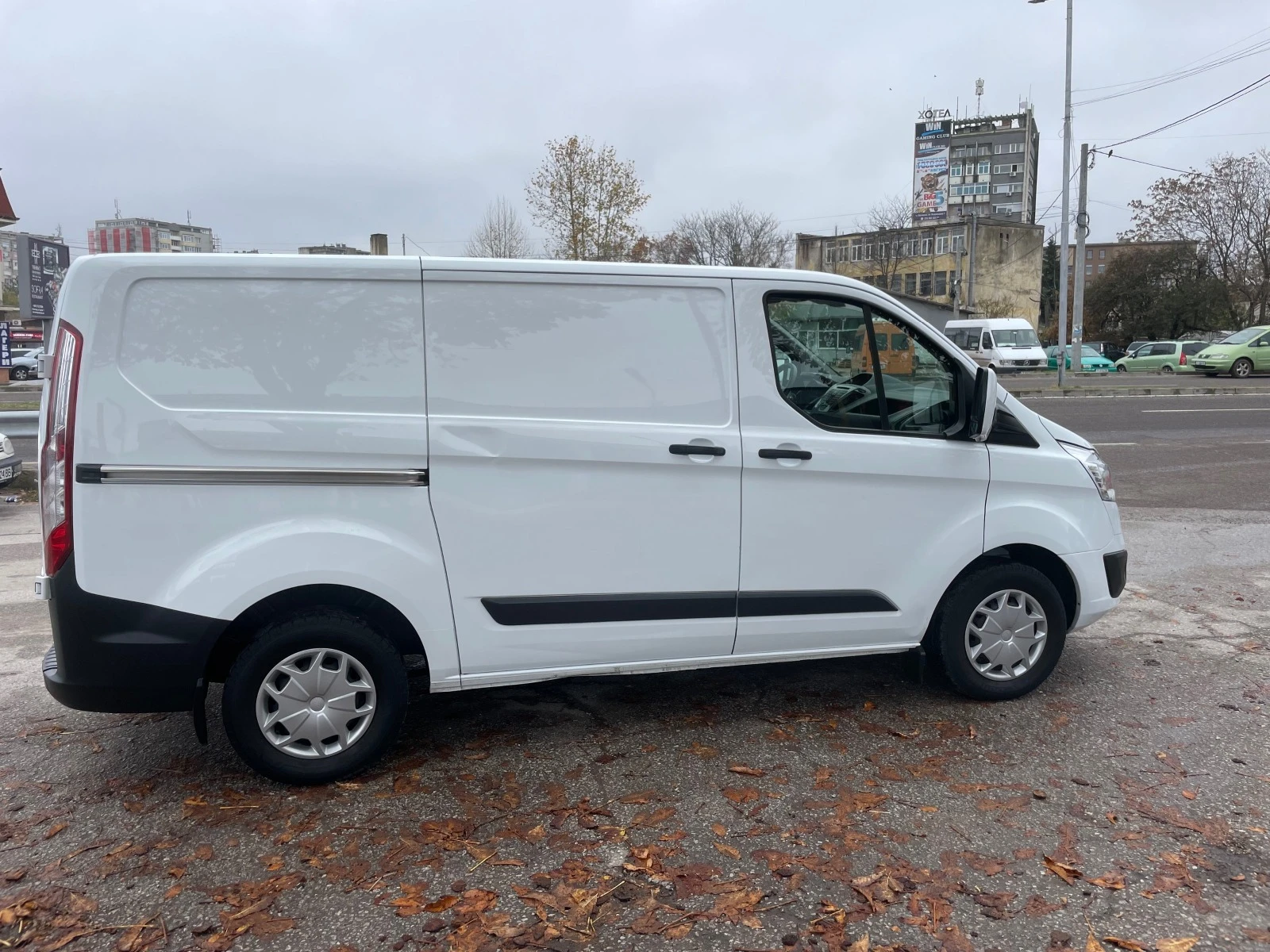 Ford Transit CUSTOM 2.2 TDCI  - изображение 5