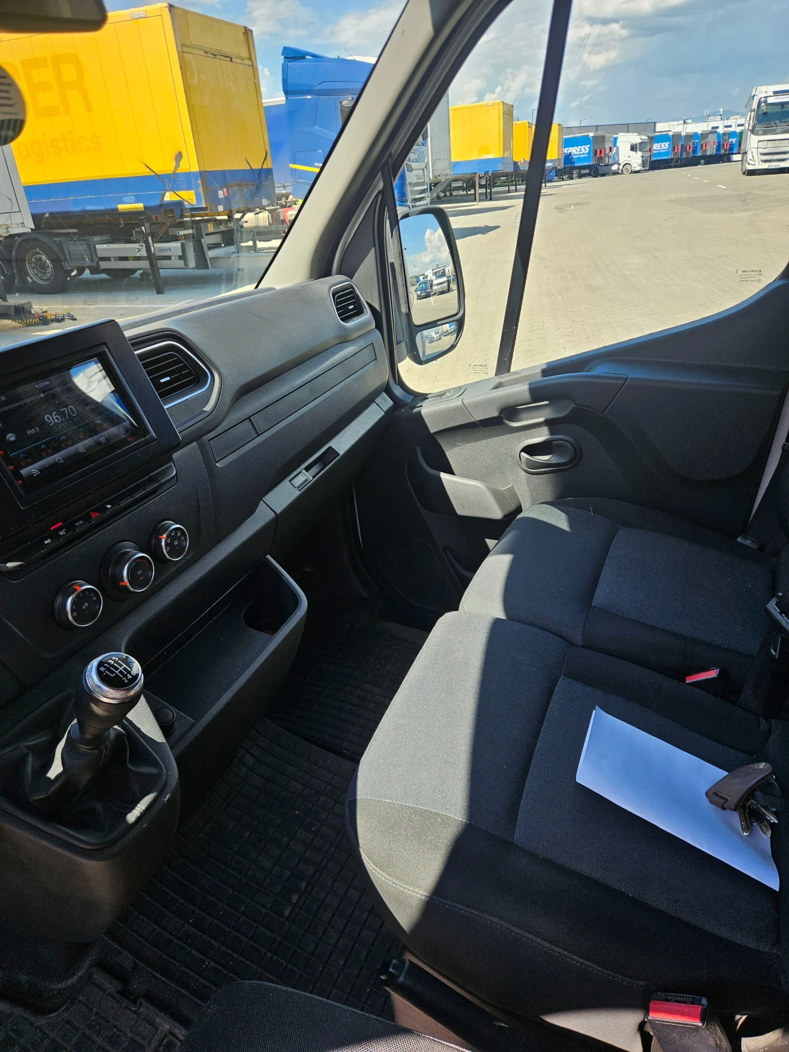 Renault Master, снимка 4 - Бусове и автобуси - 54836992