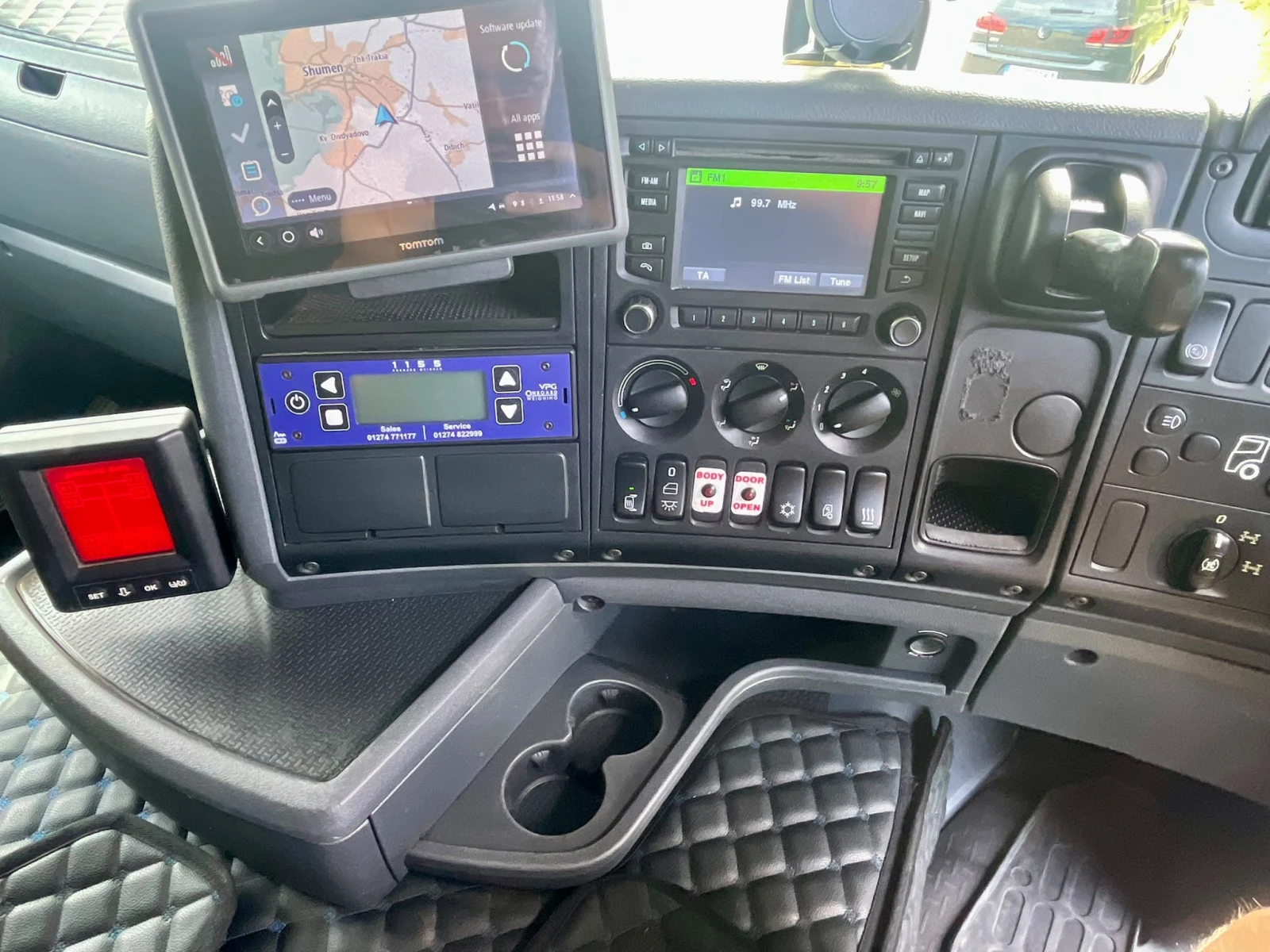 Scania G 420 8x4 ЗЪРНОВОЗ , снимка 8 - Камиони - 56706573