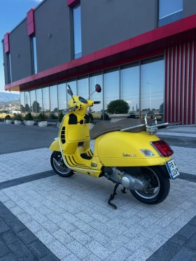 Vespa 300, снимка 2