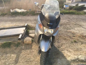     Suzuki Burgman 250