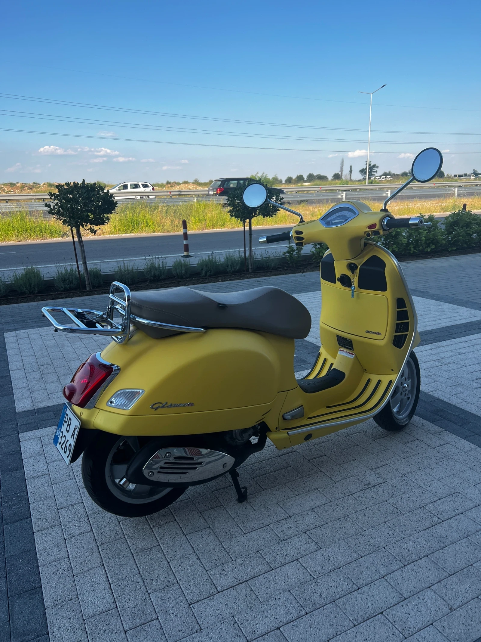 Vespa 300  - изображение 4