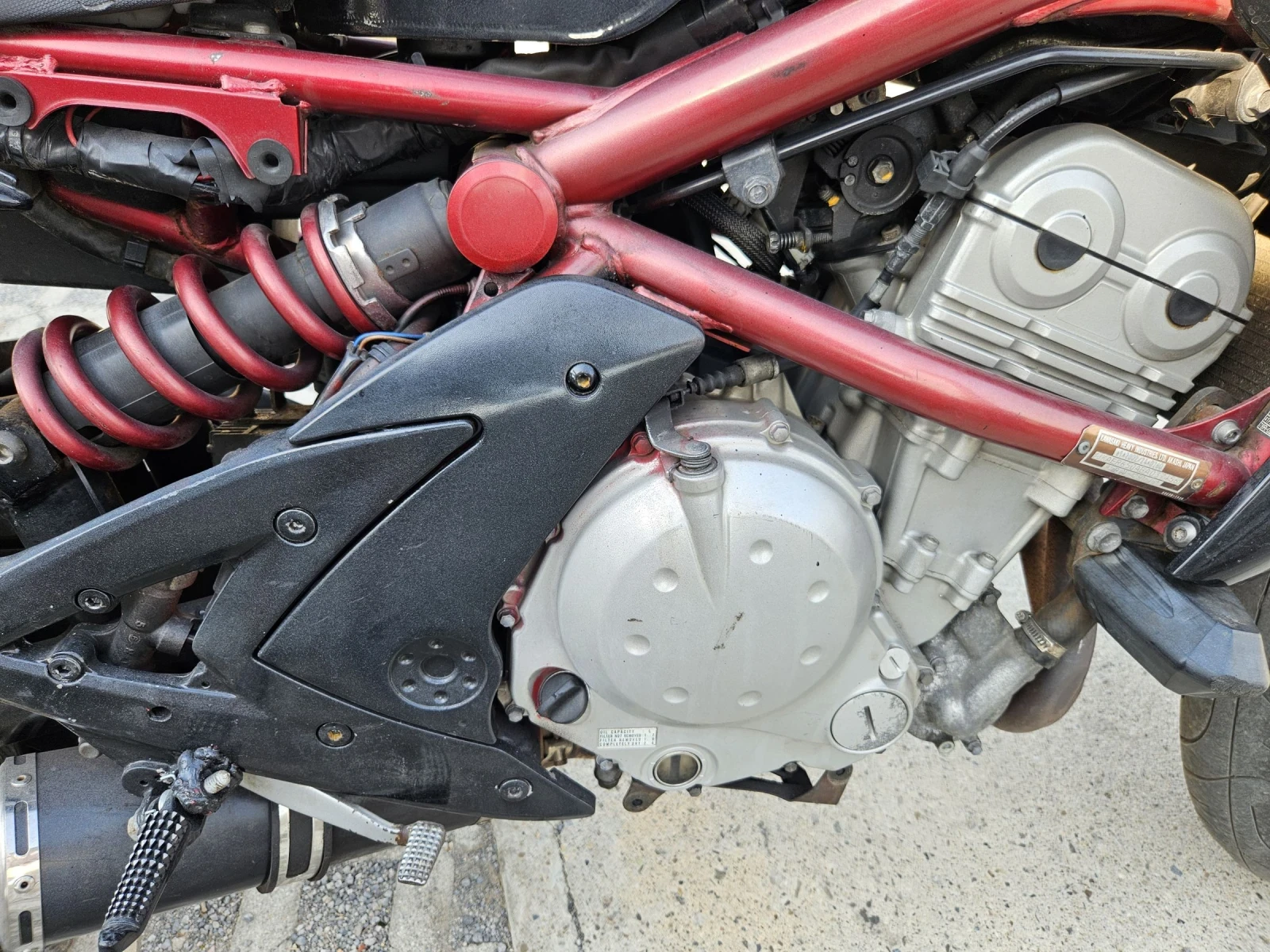 Kawasaki ER 650 B7F - изображение 7