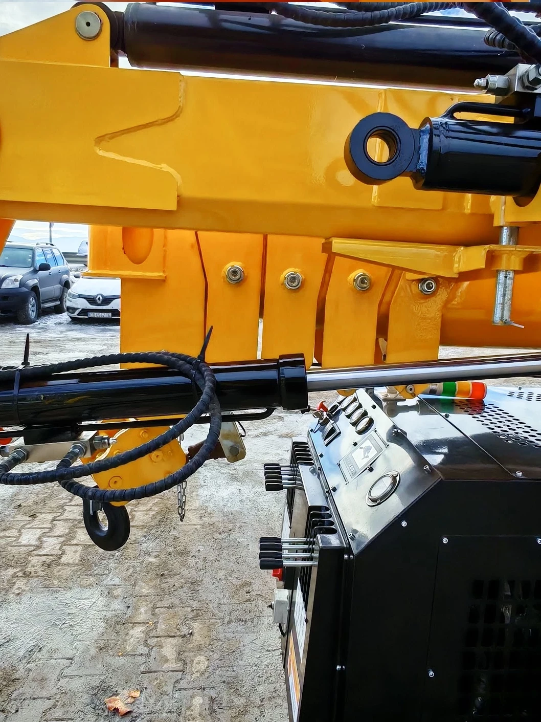 Други специализирани машини Друга Мини кран Bautrax SPC30 - изображение 6