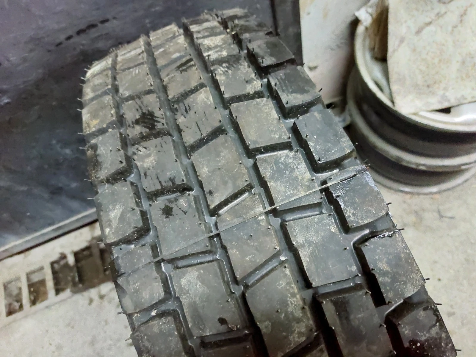  225/75R17.5 | Mobile.bg   2