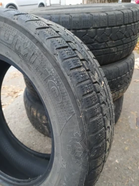 Гуми Зимни 225/65R17, снимка 1 - Гуми и джанти - 47916995