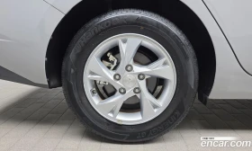 Hyundai Elantra 1.6 Modern, снимка 5