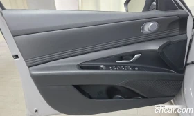 Hyundai Elantra 1.6 Modern, снимка 14
