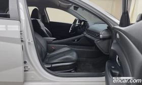 Hyundai Elantra 1.6 Modern, снимка 16