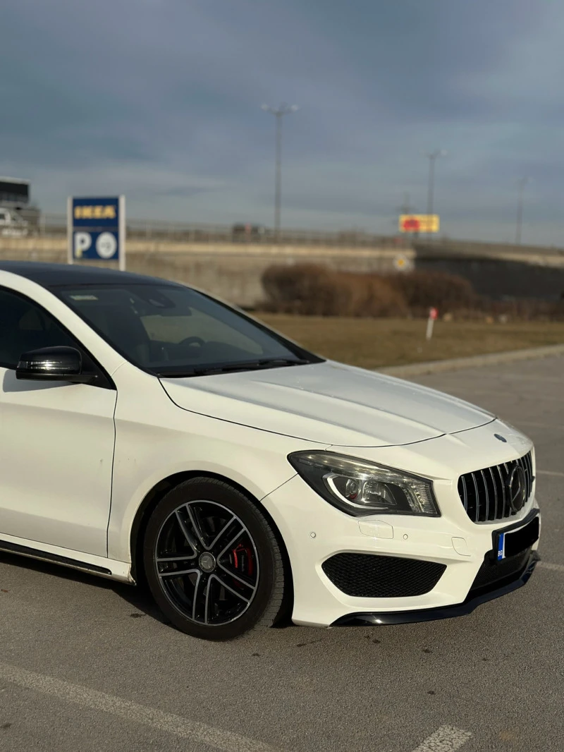 Mercedes-Benz CLA 220 * AMG* DISTRONIC* LANE ASSIST* , снимка 2 - Автомобили и джипове - 41617814