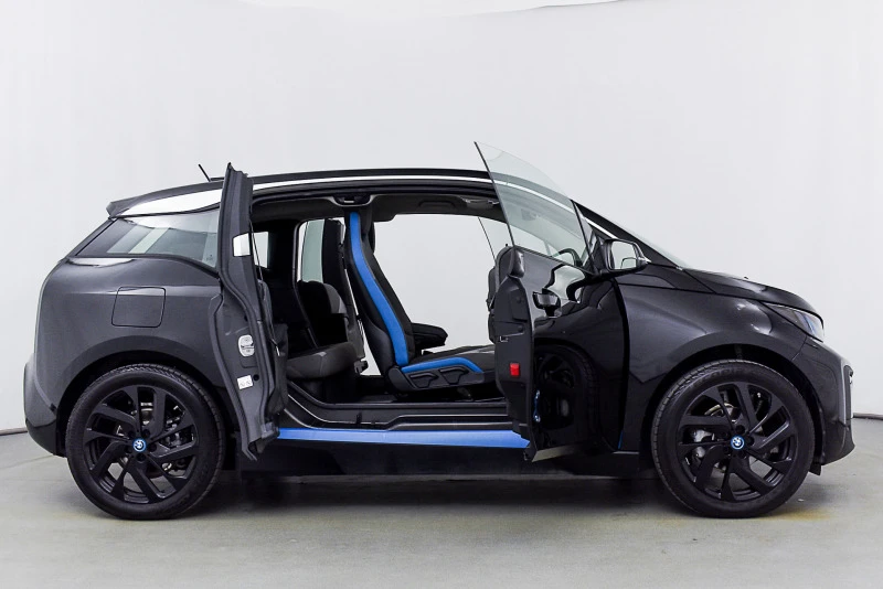 BMW i3 120Ah, 9900 км!!!, снимка 3 - Автомобили и джипове - 47343098