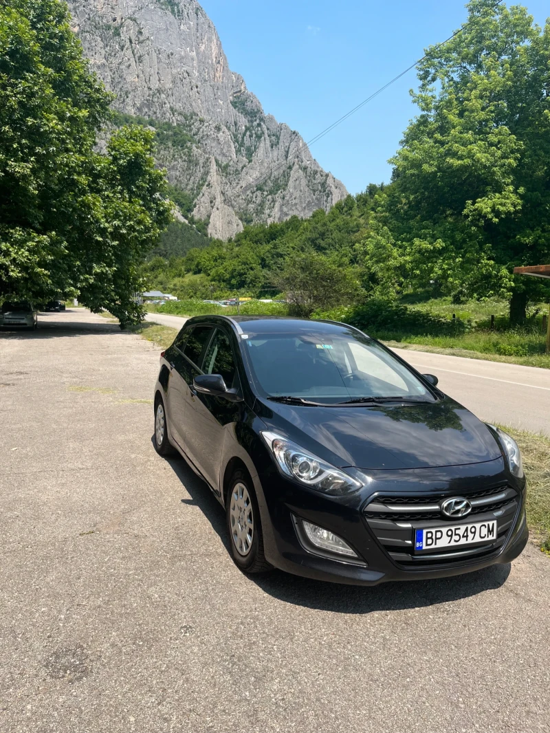 Hyundai I30 1.6 CRDi FACELIFT, снимка 2 - Автомобили и джипове - 47571450