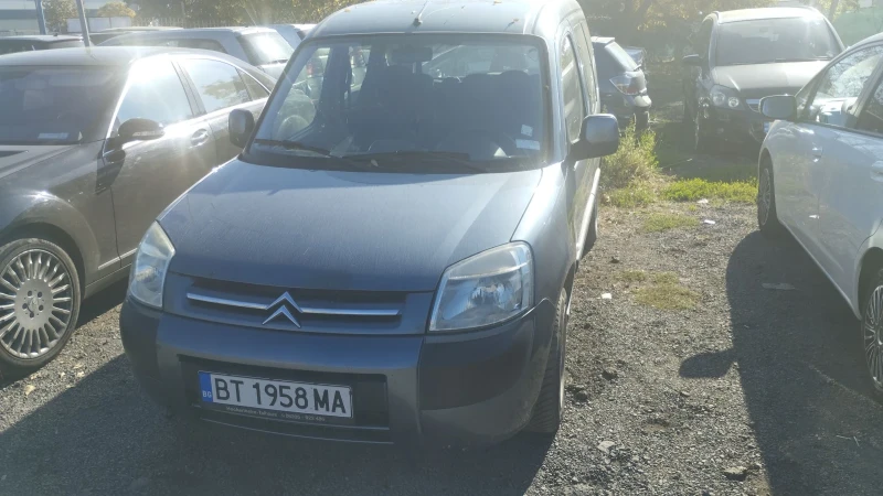 Citroen Berlingo, снимка 8 - Автомобили и джипове - 47960826