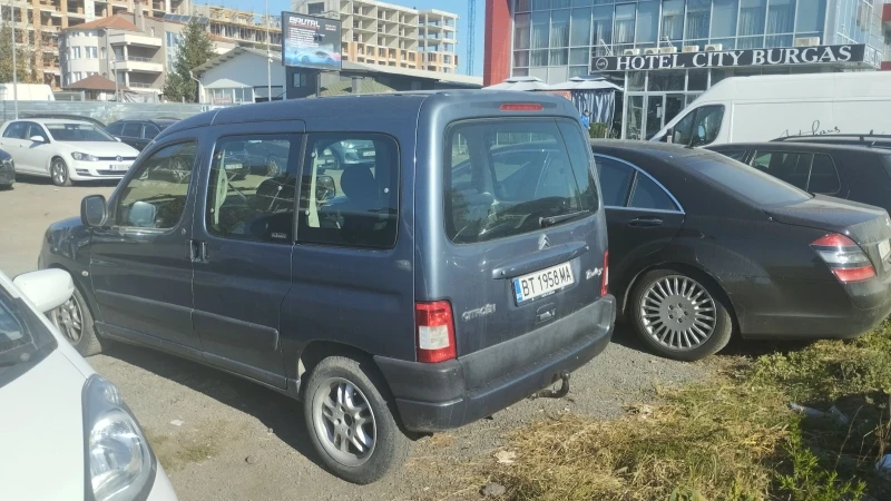 Citroen Berlingo, снимка 9 - Автомобили и джипове - 47960826