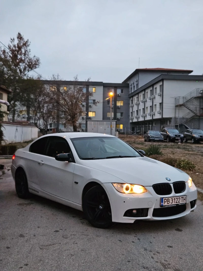 BMW 330, снимка 5 - Автомобили и джипове - 48260999