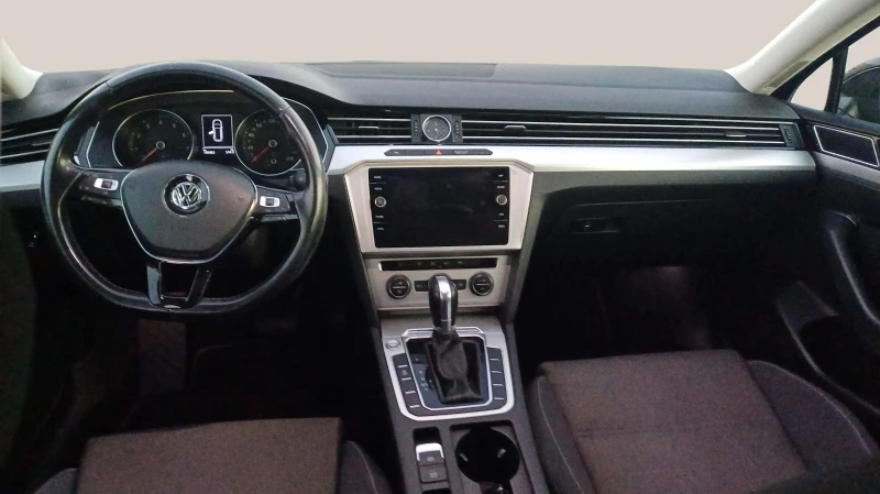 VW Passat 1.5 I, снимка 6 - Автомобили и джипове - 48384436