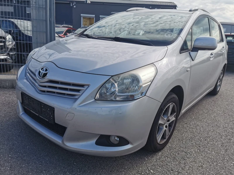 Toyota Verso, снимка 3 - Автомобили и джипове - 48649849