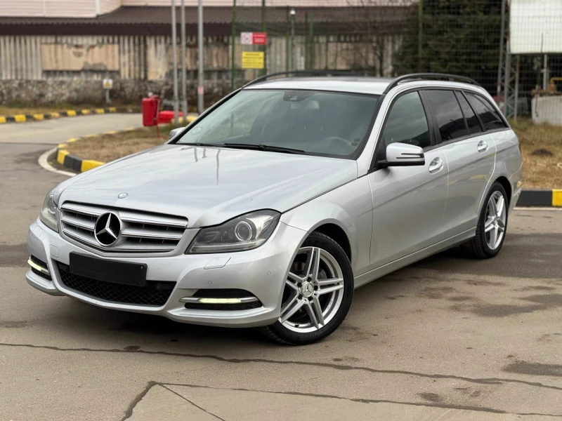 Mercedes-Benz C 220 CDI Навигация* Печка* Ксенон, снимка 1 - Автомобили и джипове - 48899642