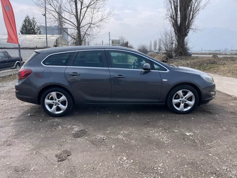 Opel Astra 2.0CDTI-165-NAVI-ITALIA, снимка 4 - Автомобили и джипове - 49306547