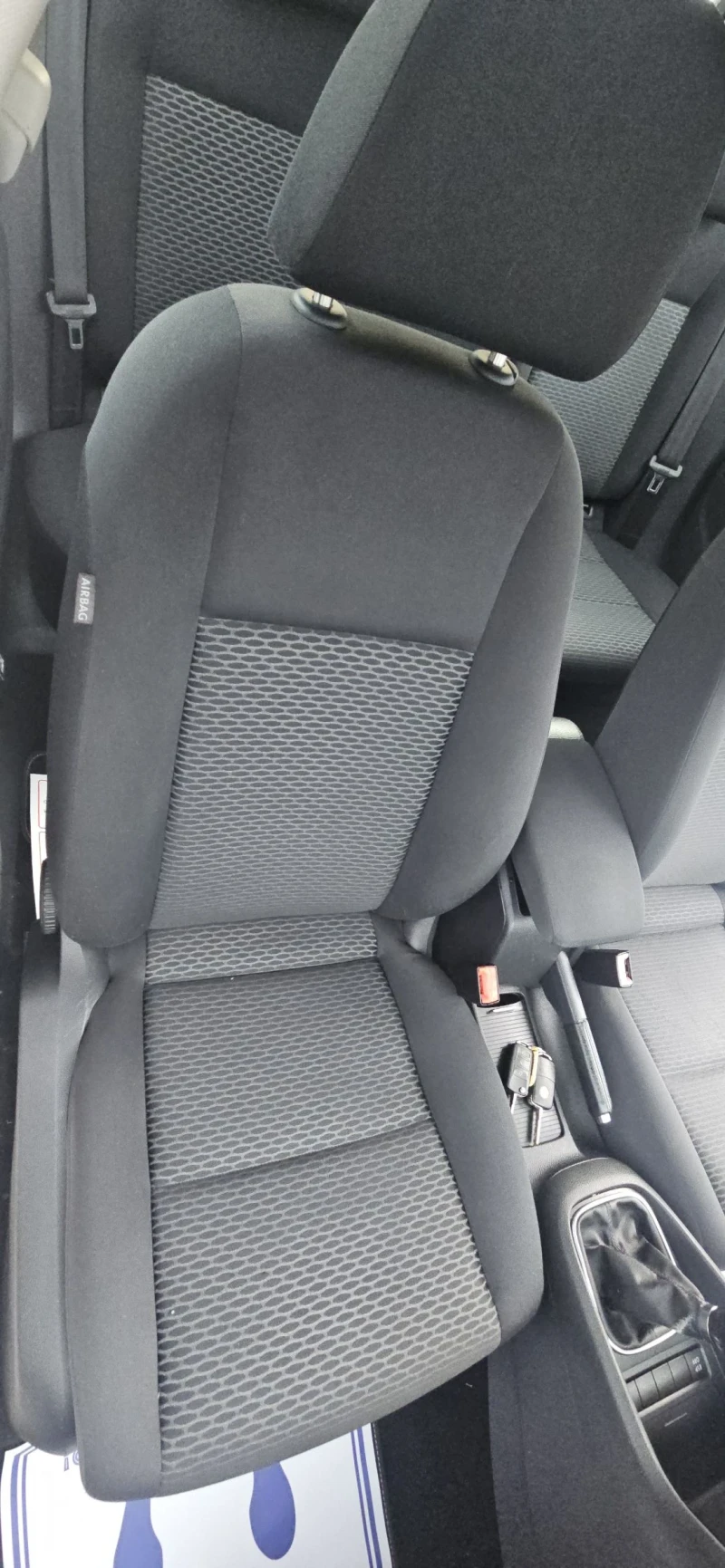 VW Golf 1.4iстария мотор.150000км.ТОПсъстояние, снимка 15 - Автомобили и джипове - 51290767