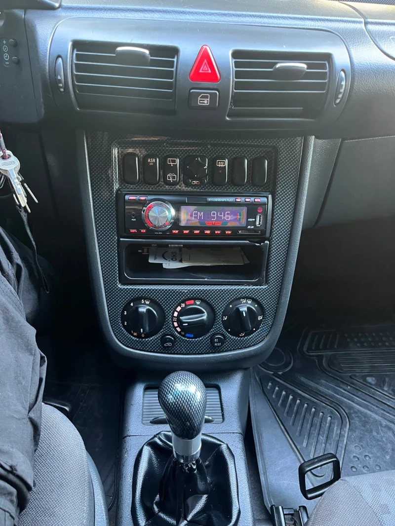 Mercedes-Benz Vaneo, снимка 4 - Автомобили и джипове - 51570333