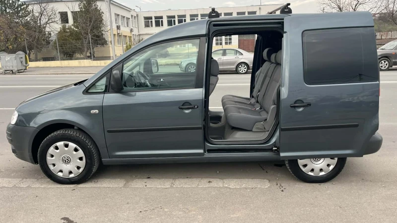 VW Caddy LIFE-1.9 TDI, снимка 7 - Автомобили и джипове - 52752690