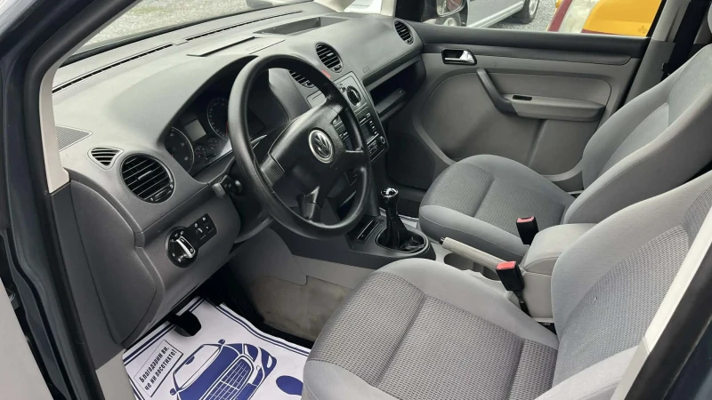 VW Caddy LIFE-1.9 TDI, снимка 8 - Автомобили и джипове - 52752690