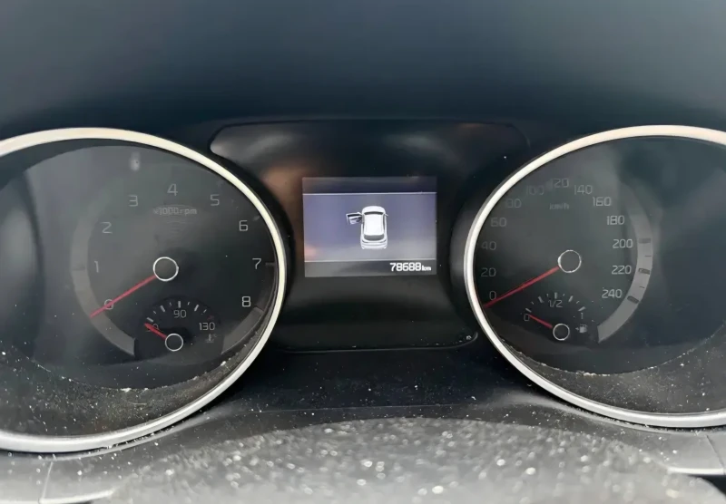 Kia Ceed 1.4 100к.с, снимка 11 - Автомобили и джипове - 52793548