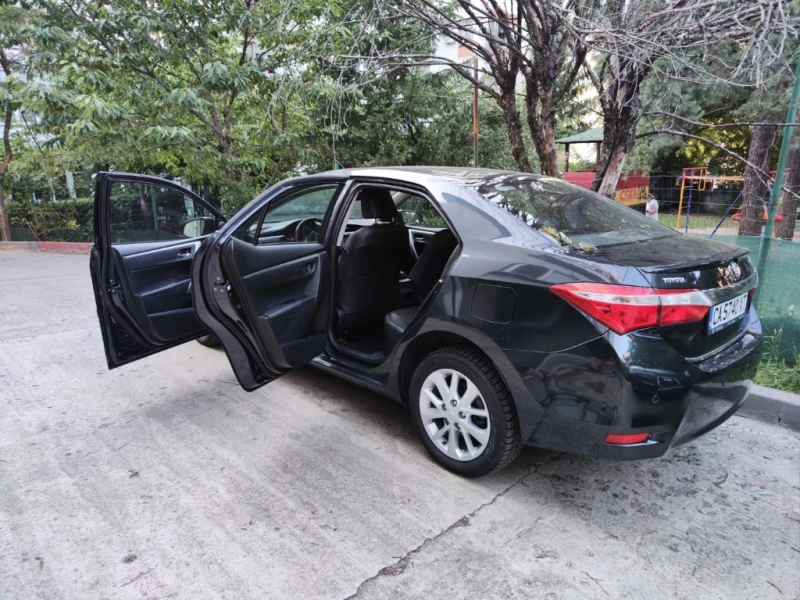 Toyota Corolla, снимка 9 - Автомобили и джипове - 52917774