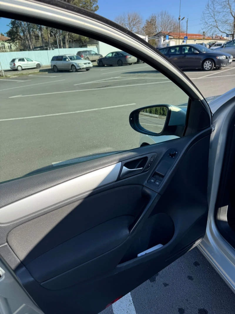 VW Golf, снимка 12 - Автомобили и джипове - 53144134