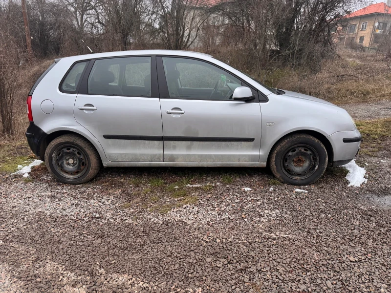 VW Polo 1.9 SDI, снимка 2 - Автомобили и джипове - 53204144