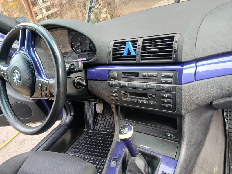 BMW 320 2.0TD, снимка 10 - Автомобили и джипове - 53442932