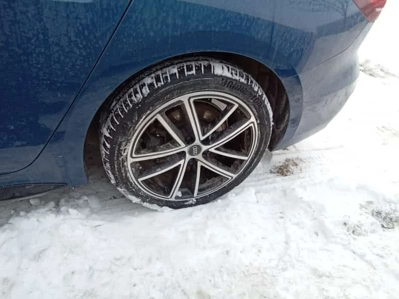 Audi A5 Technik /MATRIX /DISTRONIC/360/B&O/HEAD UP / , снимка 7 - Автомобили и джипове - 53996359