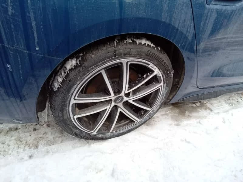 Audi A5 Technik /MATRIX /DISTRONIC/360/B&O/HEAD UP / , снимка 13 - Автомобили и джипове - 53996359